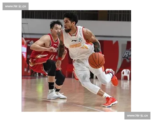 精彩篮球赛事全程直播解析,让你不错过每一个关键瞬间 精彩篮球赛事全程直播解析,让你不错过每一个关键瞬间